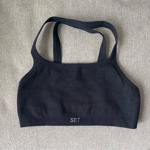 Set active comfy sports bra. Barely worn — a bit too small on a 36 B